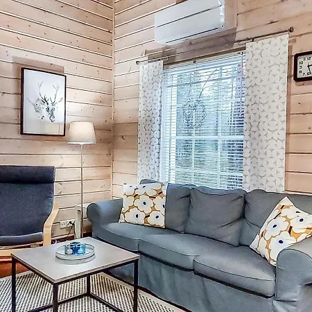 Loma-asunnot Yllaes Iisakki As- 10 B By Interhome
